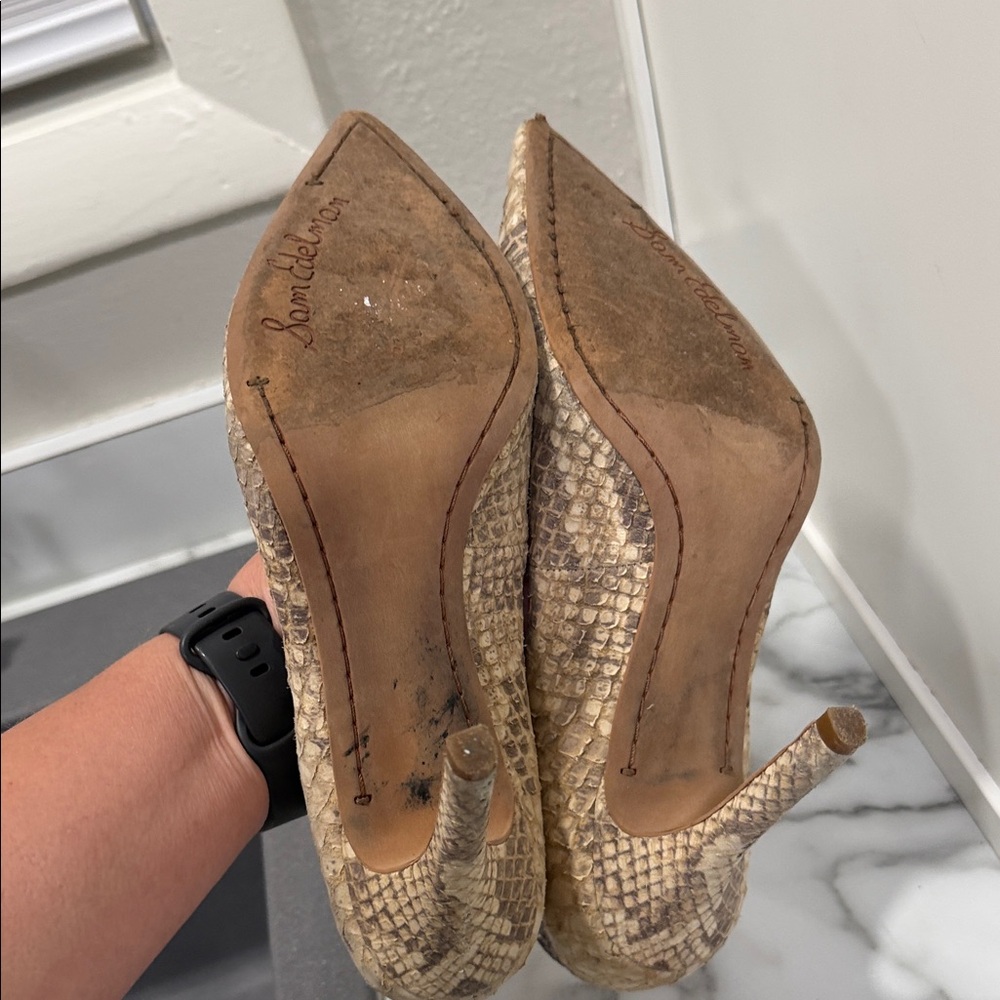 Sam Edelman snakeskin-patterned pointed-toe pumps Hazel style size 8 - Picture 6 of 7